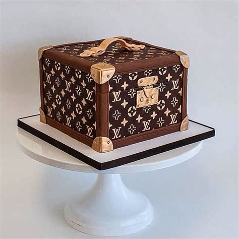 cake louis vuitton bag|louis vuitton icing sheet.